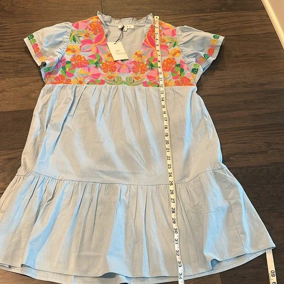 NWT THML Blue Embroidered Floral Dress Sz M - Picture 8 of 9